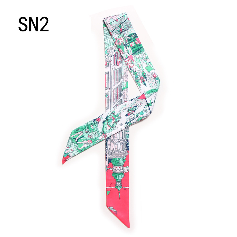 Bufanda de seda con estampado  - Street Fashion Paris reseña y precio
